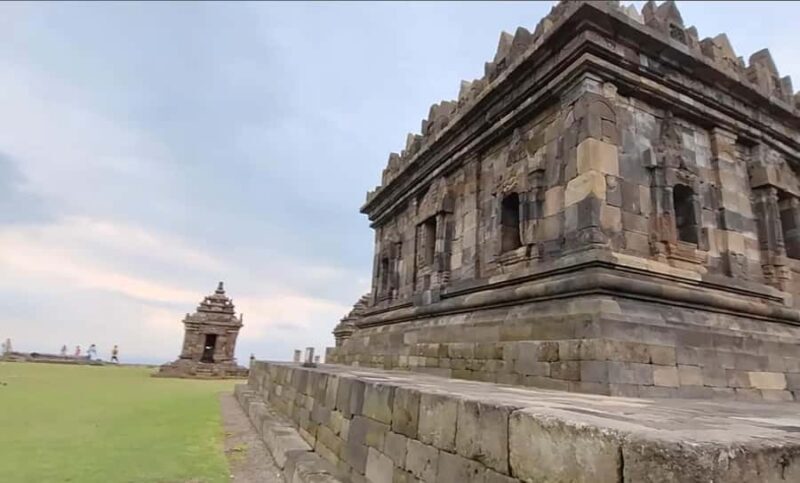 Yogyakarta: Ijo Temple Sunrise and Breakfast Tour - Why This Tour Offers Great Value