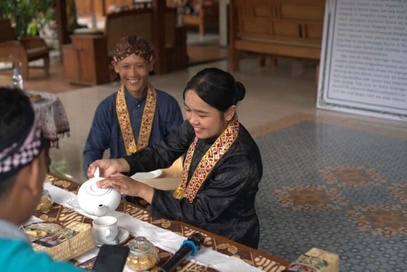 Yogyakarta: Javanese Tea Ceremony in Patehan Noble Residence - Who Will Love This Tour?