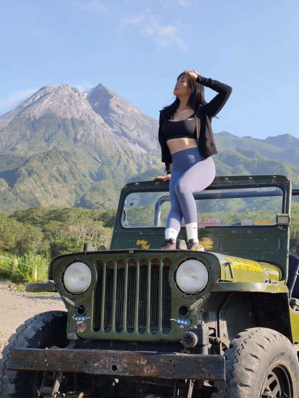 yogyakarta-jeep-4wd-merapi-lava-tour