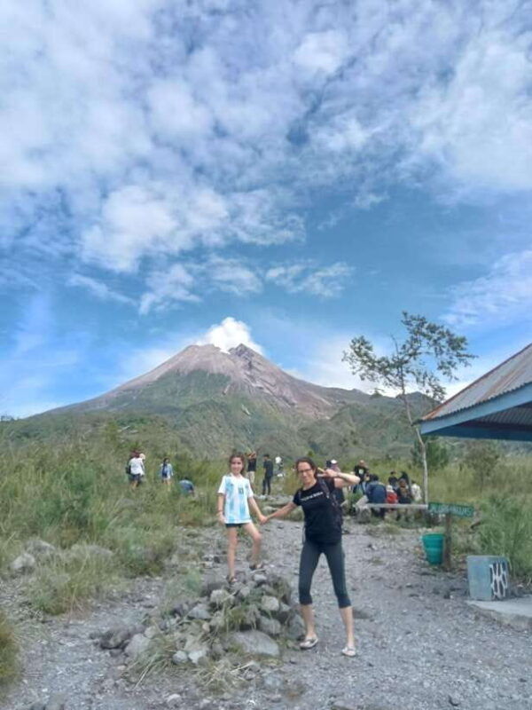 yogyakarta-jeep-4wd-merapi-lava-tour
