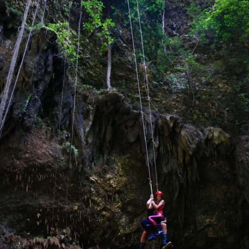 yogyakarta-jomblang-and-pindul-caveriver-tubing-rafting