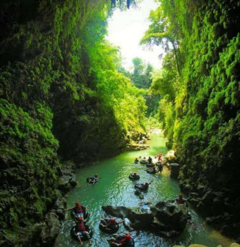 yogyakarta-jomblang-cave-and-kali-suci-tubing-rafting