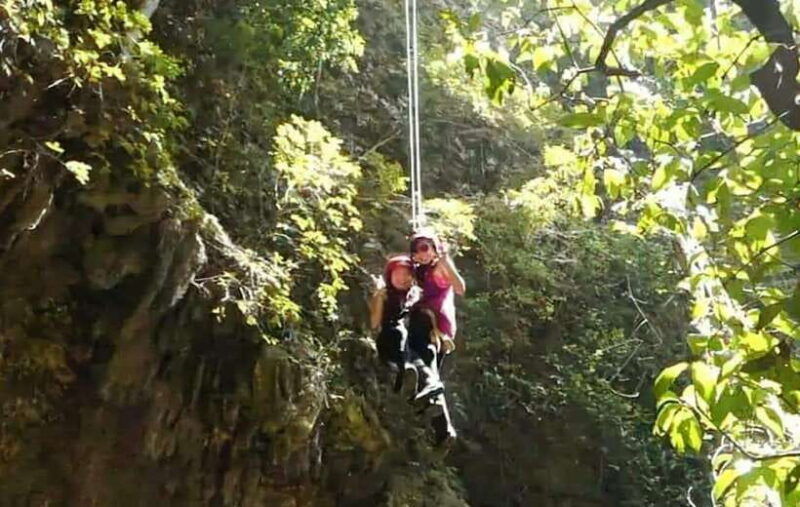 yogyakarta-jomblang-cave-and-pindul-cave-adventure-tour