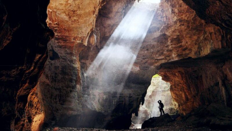 yogyakarta-jomblang-cave-and-pindul-cave-adventure-trip