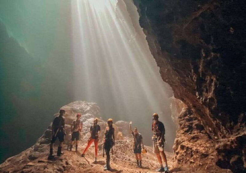 yogyakarta-jomblang-cave-and-pindul-cave-daily-tour