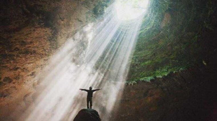 yogyakarta-jomblang-cave-and-pindul-cave-daily-tour