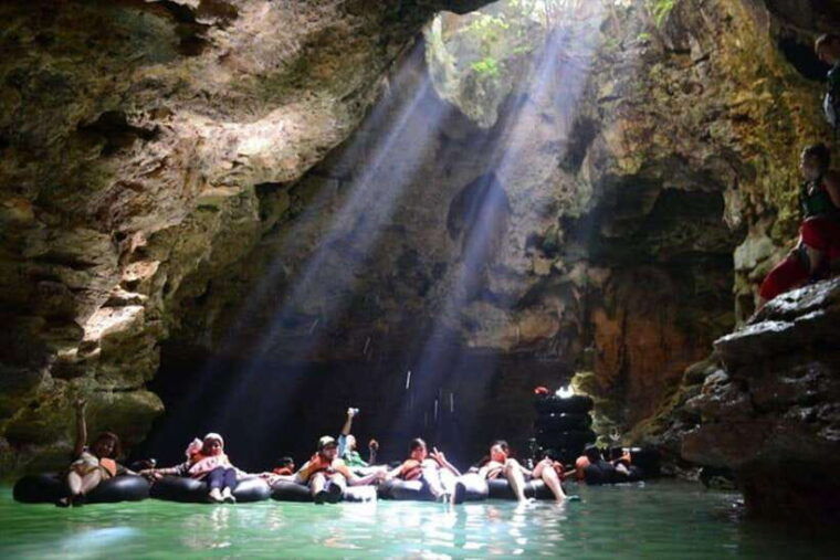 yogyakarta-jomblang-cave-and-pindul-cave-daily-tour