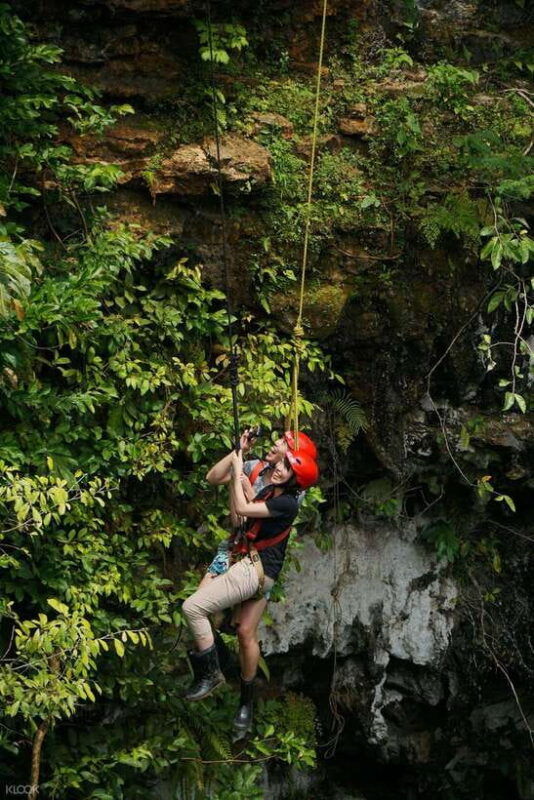 yogyakarta-jomblang-cave-and-pindul-cave-tour-2