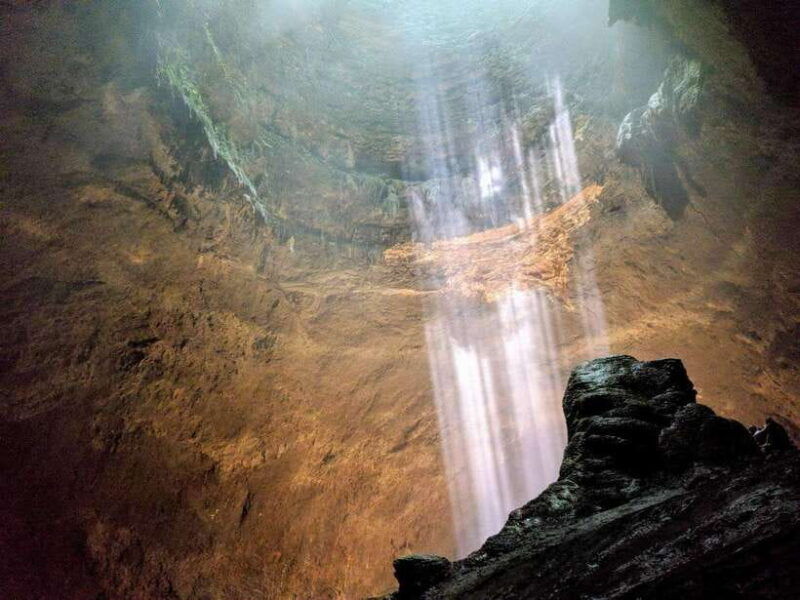 yogyakarta-jomblang-cave-and-pindul-cave-tour