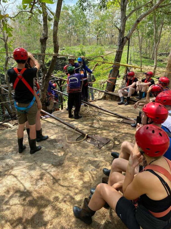yogyakarta-jomblang-cave-and-pindul-cave-tubing-day-tour