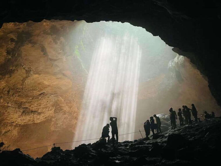 yogyakarta-jomblang-cave-and-prambanan-temple-day-tour