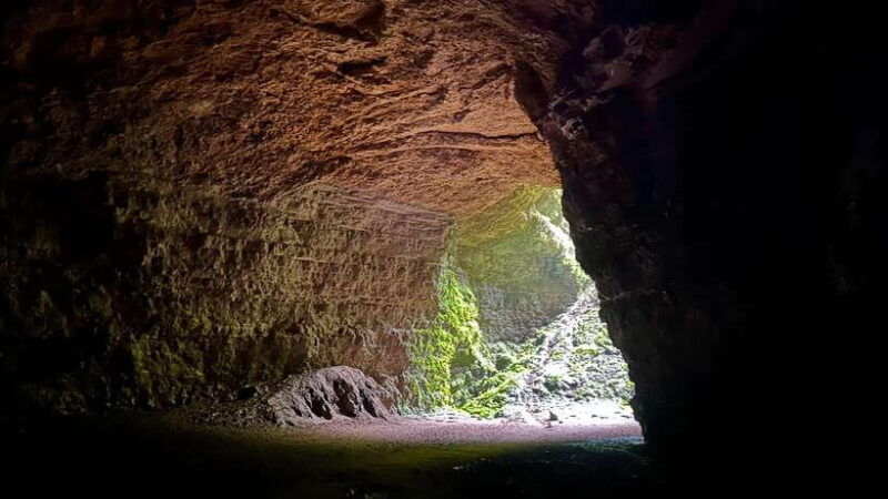 yogyakarta-jomblang-cave-and-timang-beach