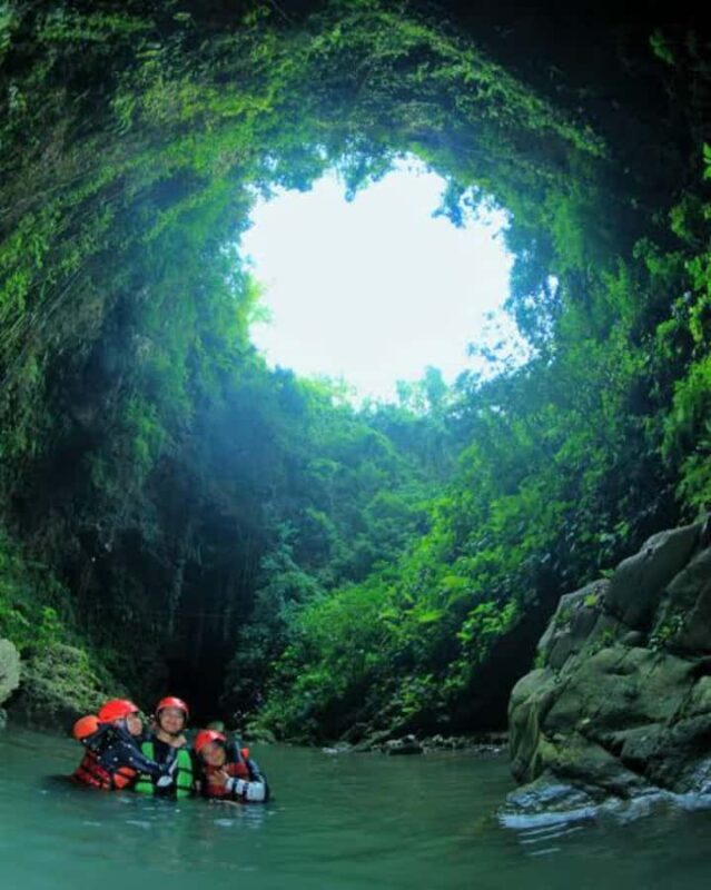 YOGYAKARTA; JOMBLANG CAVE & KALISUCI CAVE TUBING.. - FAQ