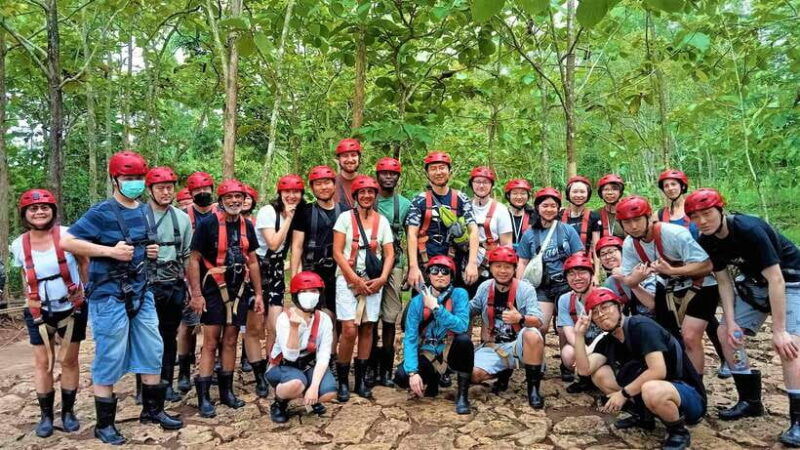 yogyakarta-jomblang-cave-pindul-cave-and-oyo-river-tubing