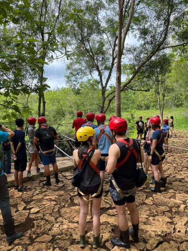 yogyakarta-jomblang-cave-pindul-tour-with-guide-and-lunch