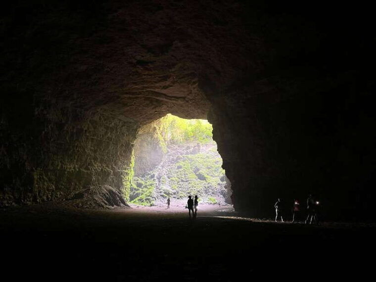 yogyakarta-jomblang-pindul-cave-guided-adventure