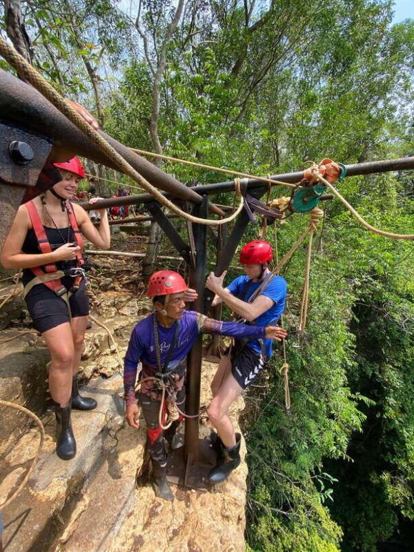 yogyakarta-merapi-jeep-sunrise-and-jomblang-cave-tour
