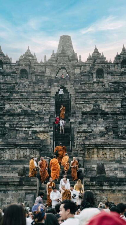 yogyakarta-merapi-volcano-adventure-borobudur-transportation