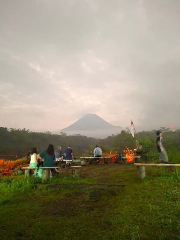 Yogyakarta: Merapi Volcano Night Trip with Lava & Star View - Authentic experiences and insider tips
