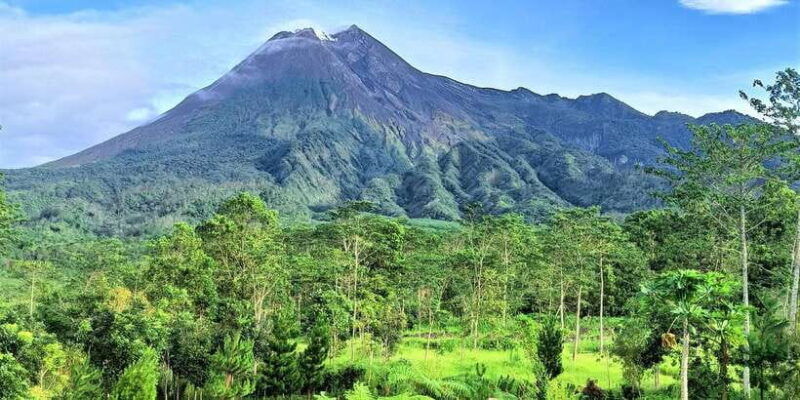 yogyakarta-mount-merapi-and-pindul-cave-tubing-day-tour