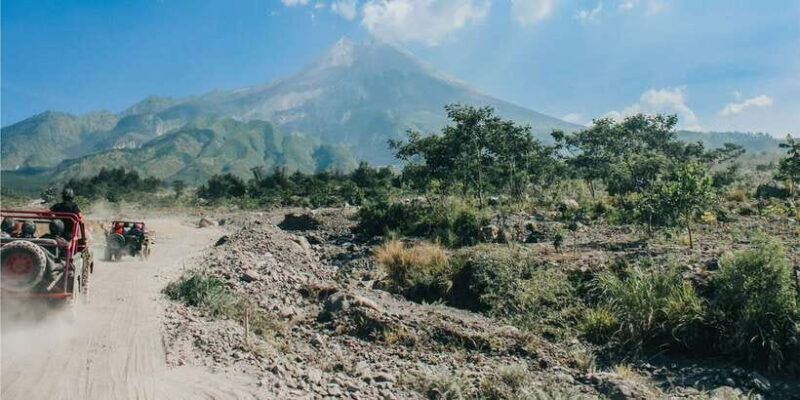 yogyakarta-mount-merapi-guided-jeep-safari-with-pickup