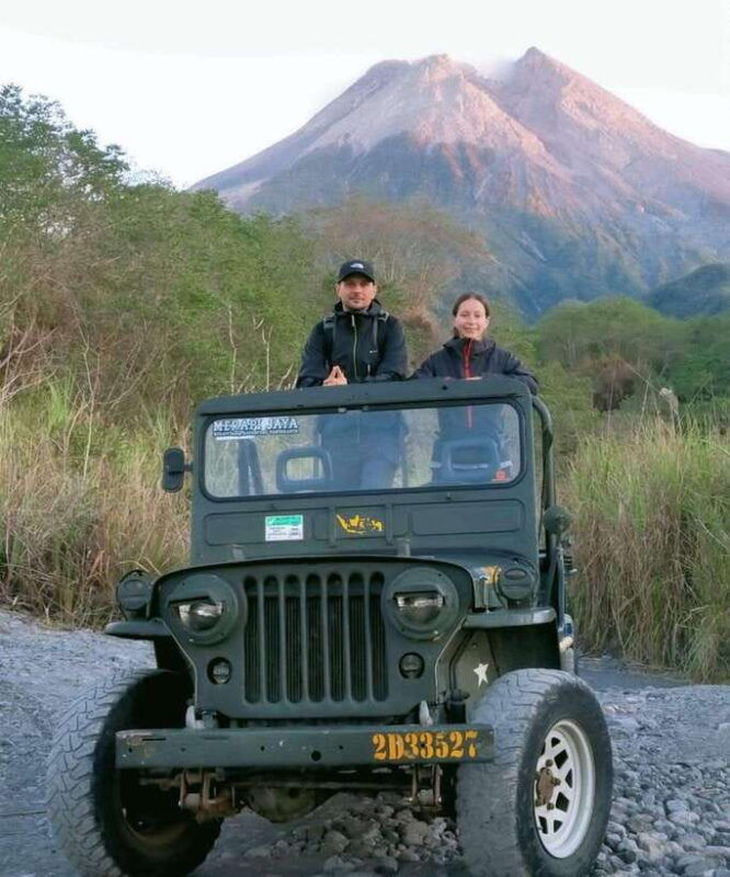 yogyakarta-mount-merapi-sunrise-safari-jeep-tour