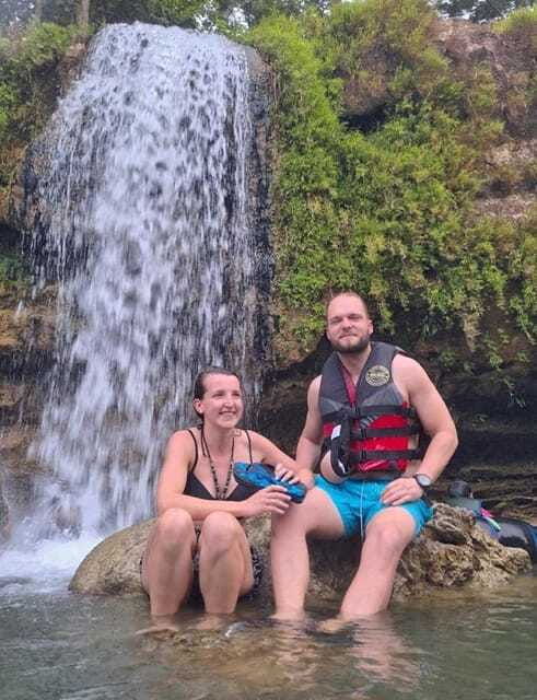 yogyakarta-pindul-cave-and-oyo-river-adventure-tour