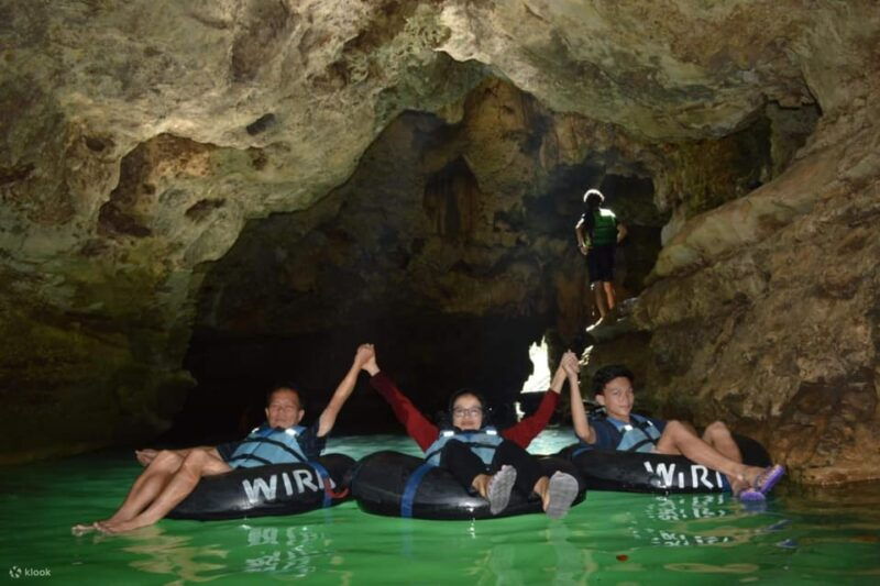 yogyakarta-pindul-cave-and-oyo-river-adventure-trip