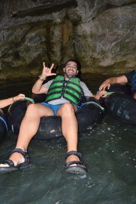 Yogyakarta: Pindul Cave, River Tubing & Drini Beach Tour - Tips for Making the Most of the Tour