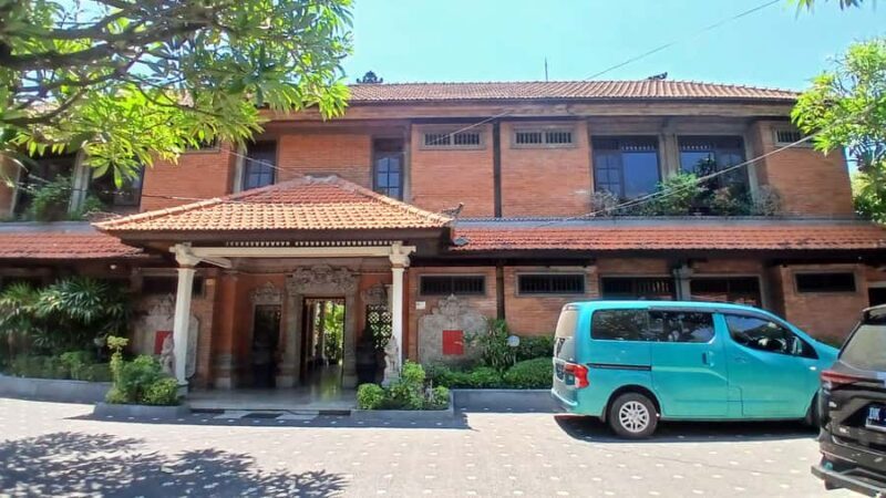 Yogyakarta: Plaosan & Prambanan Temples Tour with Guide - Detailed Breakdown of the Itinerary