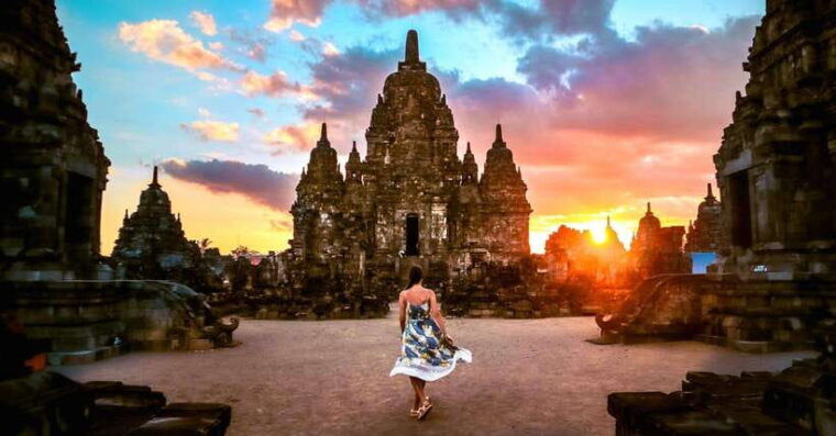 yogyakarta-prambanan-and-borobudur-full-access-guarantee