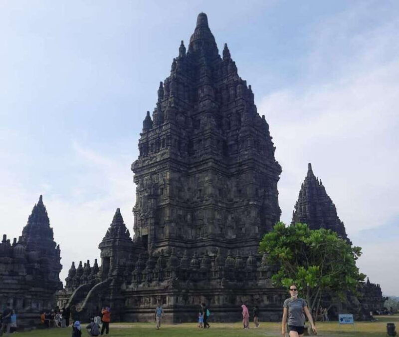 yogyakarta-prambanan-sunset-private-car-entry-fee