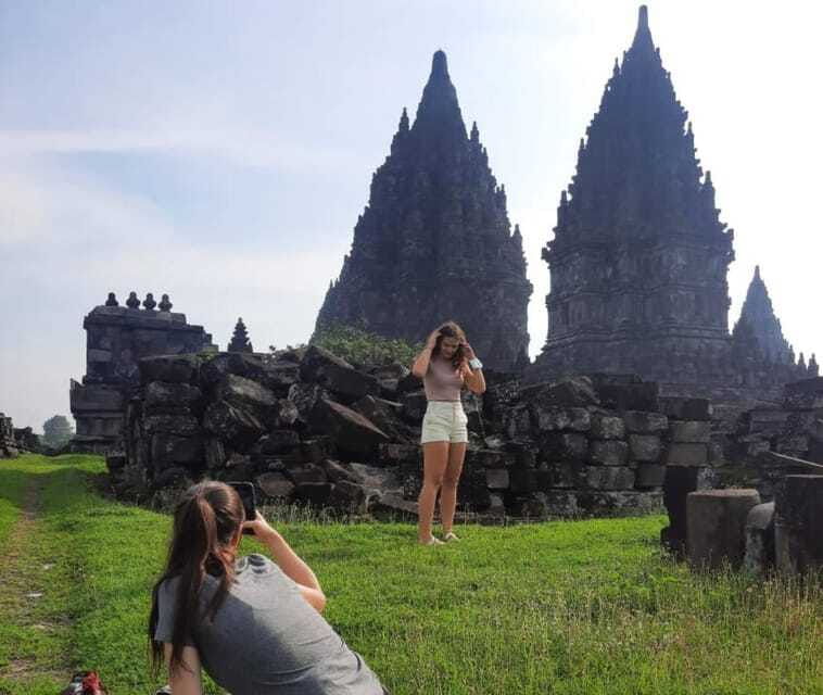 yogyakarta-prambanan-sunset-private-car-entry-fee