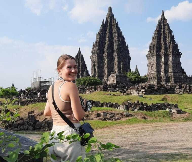 yogyakarta-prambanan-sunset-private-car-entry-fee