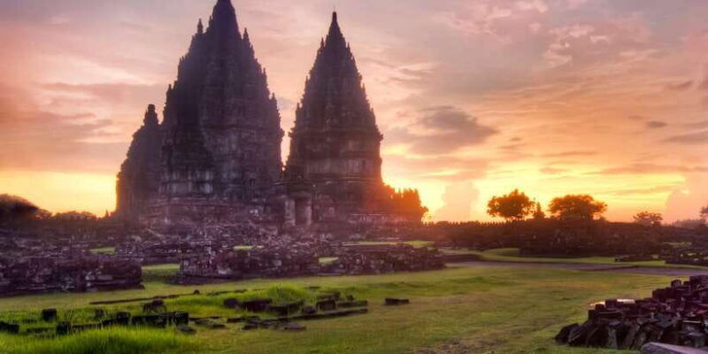 yogyakarta-prambanan-temple-afternoon-guided-tour