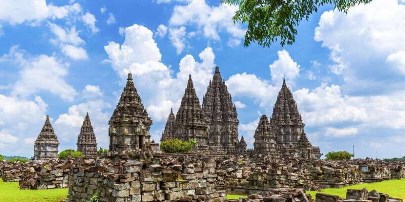 yogyakarta-prambanan-temple-afternoon-guided-tour