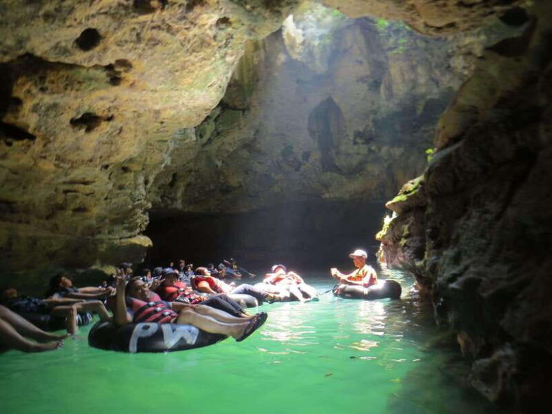 yogyakarta-prambanan-temple-and-pindul-cave-adventure