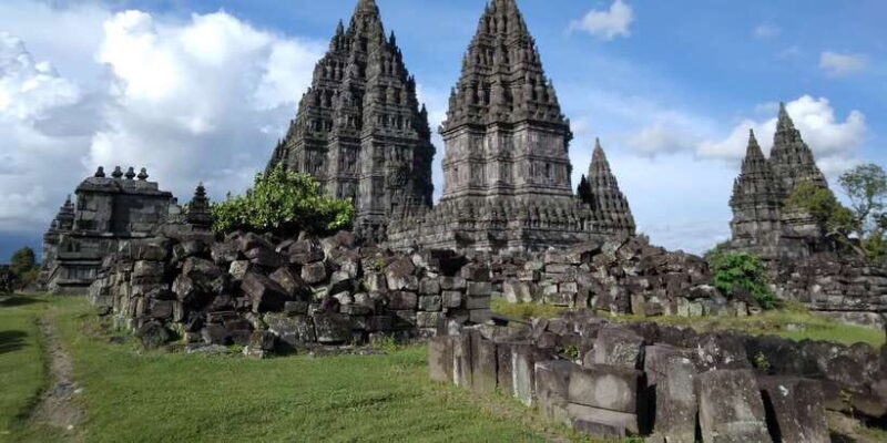 Yogyakarta: Prambanan Temple - Ramayana Ballet Performance - Exploring Prambanan Temple: Indonesia’s Architectural Jewel
