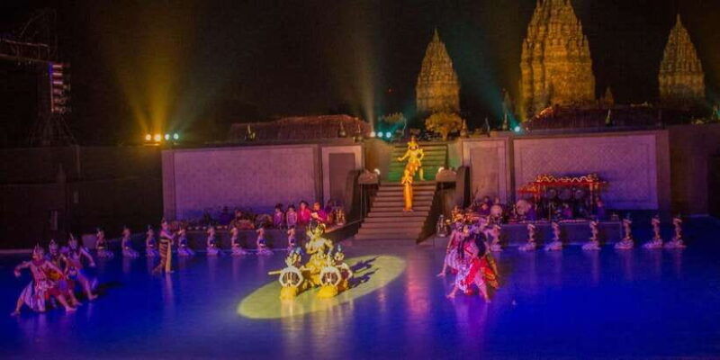 yogyakarta-prambanan-temple-sunset-and-ramayana-ballet