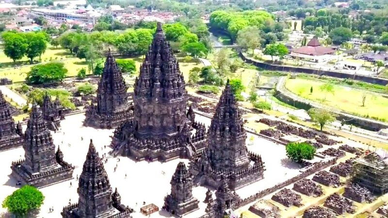 yogyakarta-prambanan-temple-sunset-with-expert-local-guide