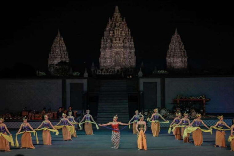 yogyakarta-prambanan-temple-the-most-beautiful-hindu-temple