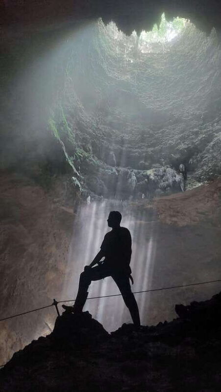 yogyakarta-private-jomblang-pindul-tour-free-drone-shoot