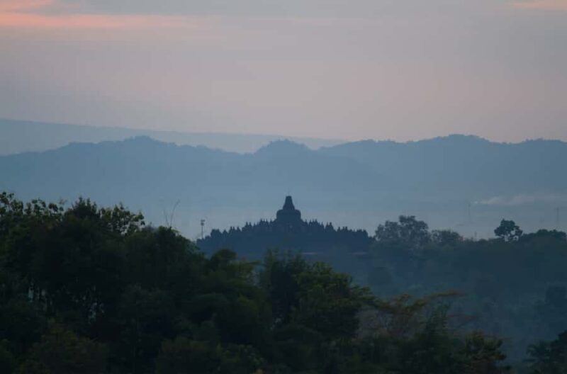 Yogyakarta: Setumbu Sunrise, Borobudur & Prambanan Day Tour - Final Thoughts
