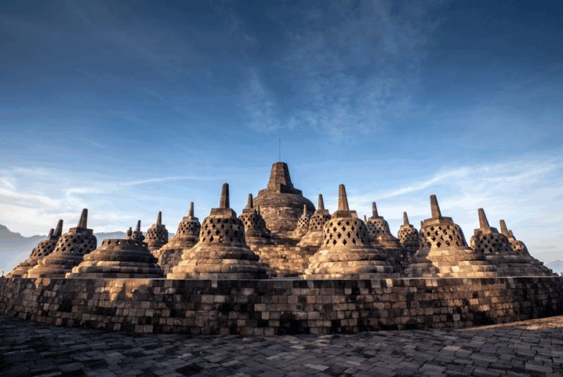 yogyakarta-setumbu-sunrise-borobudur-prambanan-day-tour