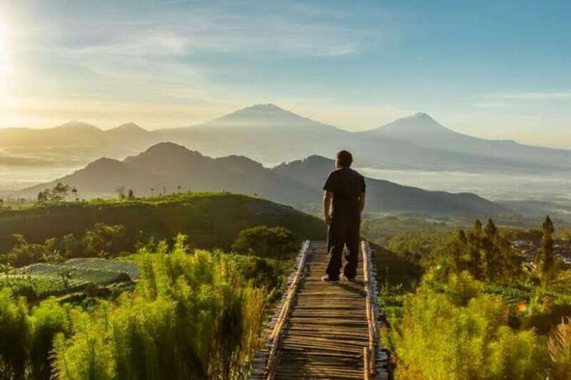 yogyakarta-silancur-highland-nepal-van-java-borobudur
