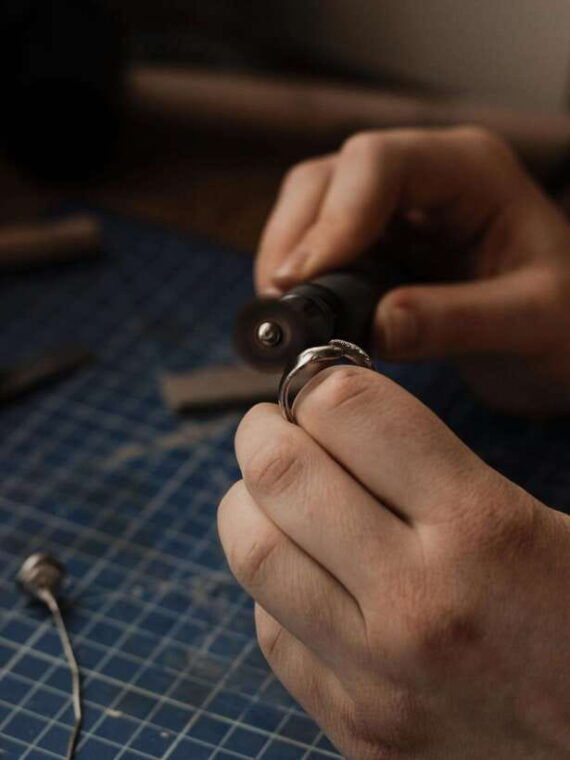 yogyakarta-silver-jewerly-traditional-making-workshop