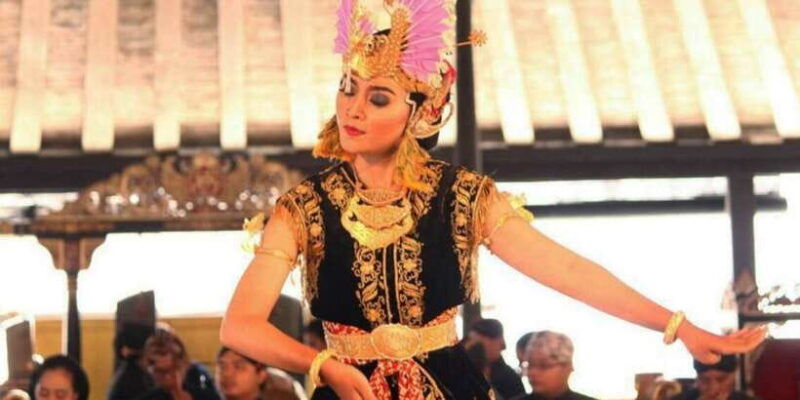 yogyakarta-sultans-palace-and-water-castle-walking-tour