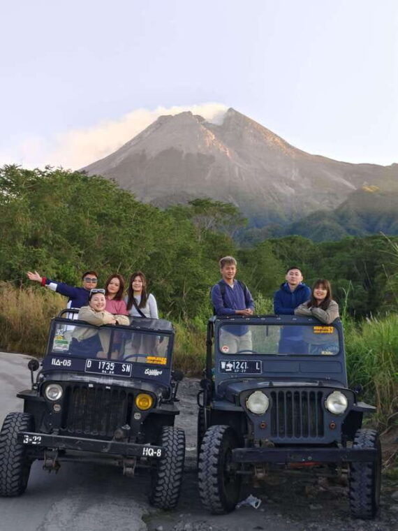 yogyakarta-sunrise-at-mt-merapi-jomblang-cave-pindul-cave