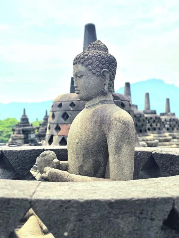 Yogyakarta; Sunrise Hill/Borobudur climb up & Prambanan - Final Thoughts
