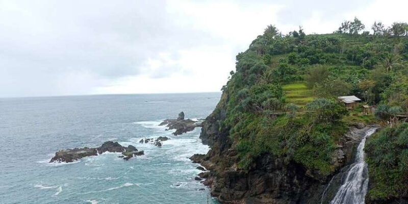 yogyakarta-tailor-made-private-day-tour-with-pickup